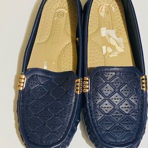 Comfort by Alexis Bendel Women’s Dorothy loafers